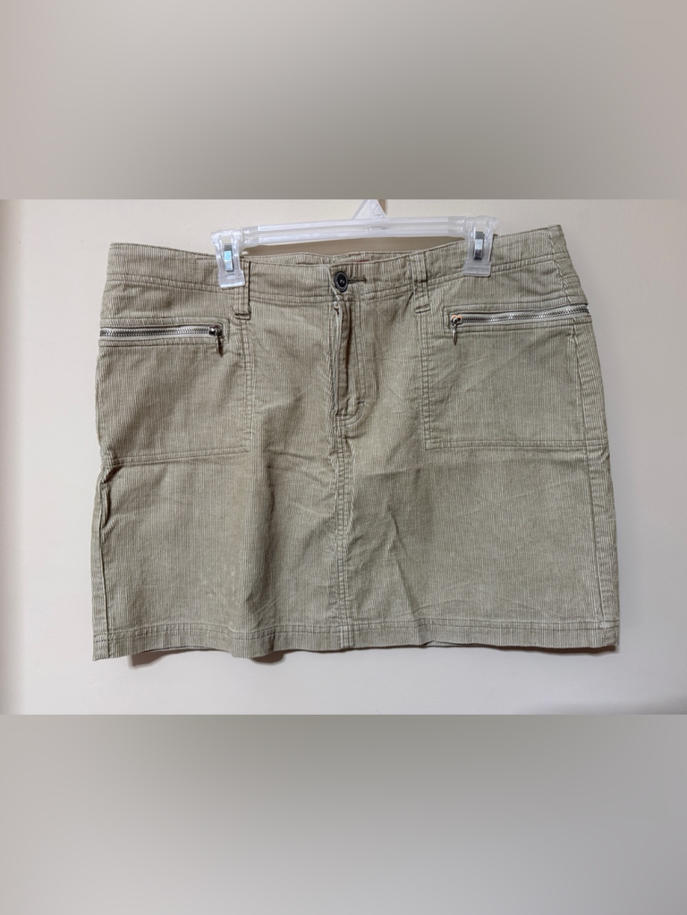 UNIONBAY corduroy  Tan Mini Skirt with Front Zip Pockets